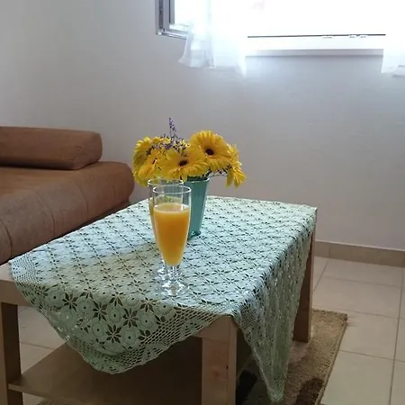 Apartment Mimoza Podstrana