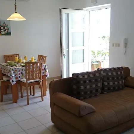Apartment Mimoza Podstrana
